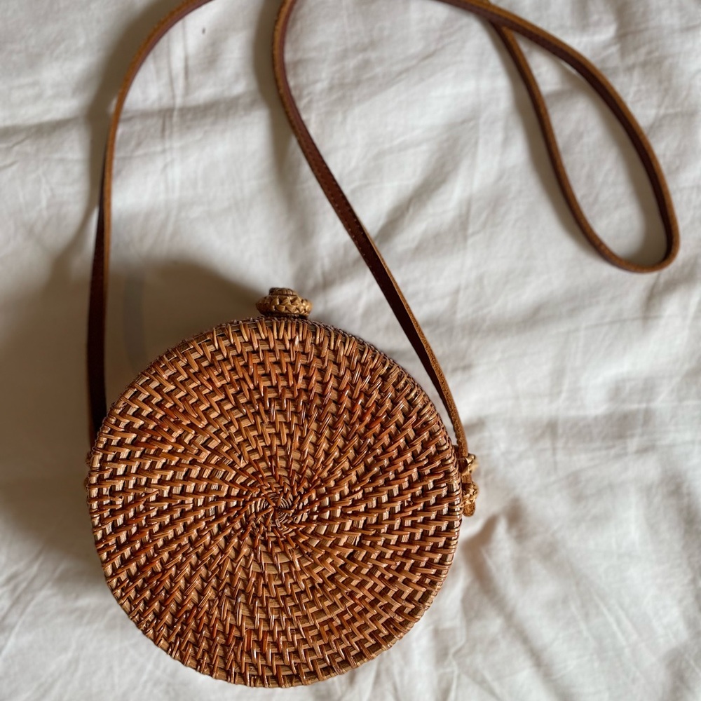 Rattan Round Purse